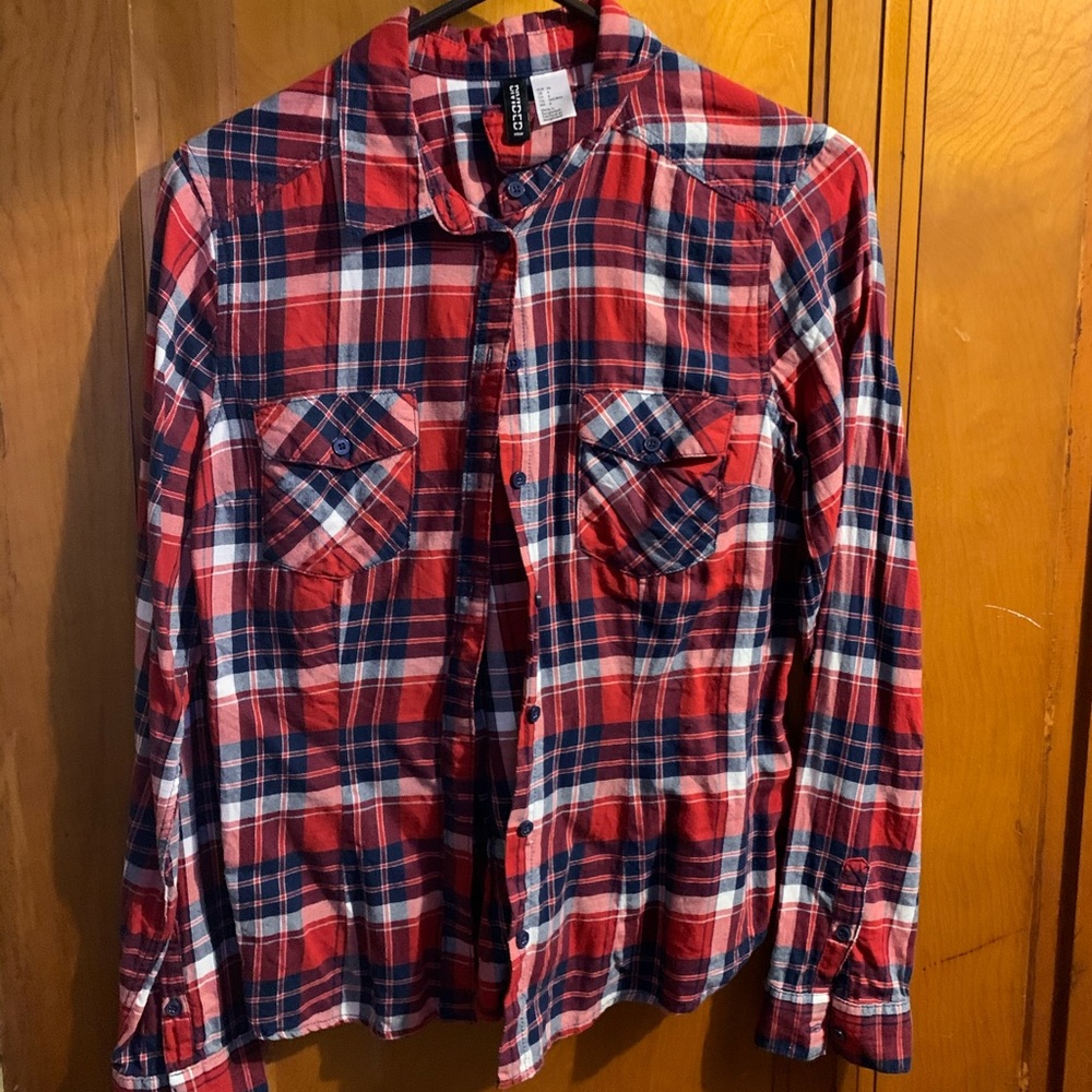 Red white and blue flannel shirt size 6/medium